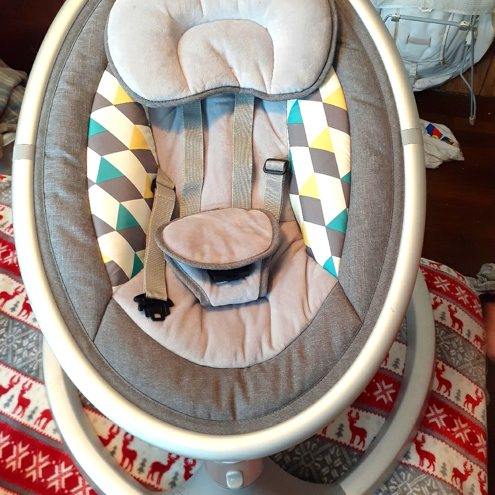 Dream On Me Zazu Cradling Swing